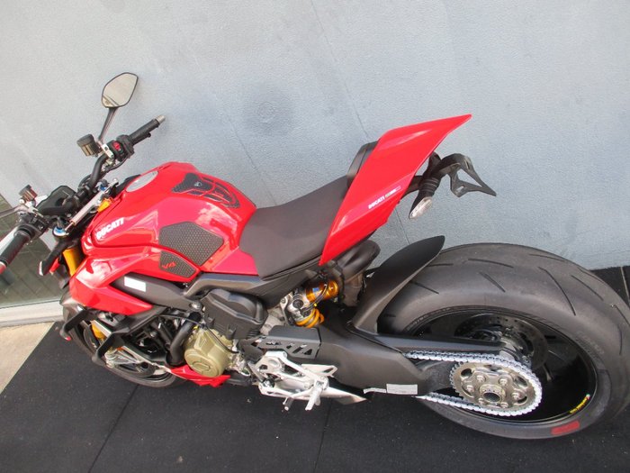 2021 DUCATI STREETFIGHTER V4 S RED