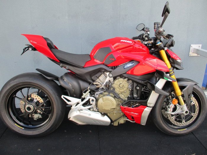 2021 DUCATI STREETFIGHTER V4 S RED