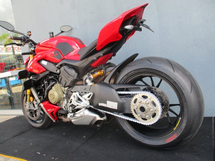 2021 DUCATI STREETFIGHTER V4 S RED