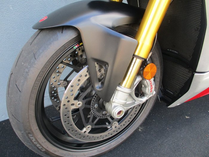 2021 DUCATI STREETFIGHTER V4 S RED