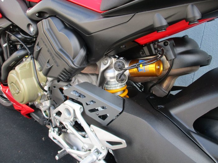 2021 DUCATI STREETFIGHTER V4 S RED