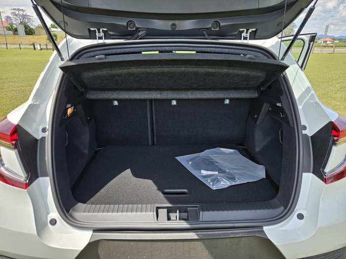 2025 Mitsubishi ASX LS