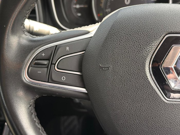 2022 Renault Koleos Life