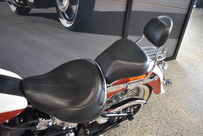 2012 Harley-davidson FLSTN SOFTAIL DELUXE CREAM