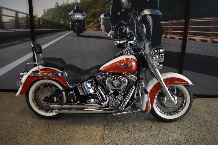 2012 Harley-davidson FLSTN SOFTAIL DELUXE CREAM
