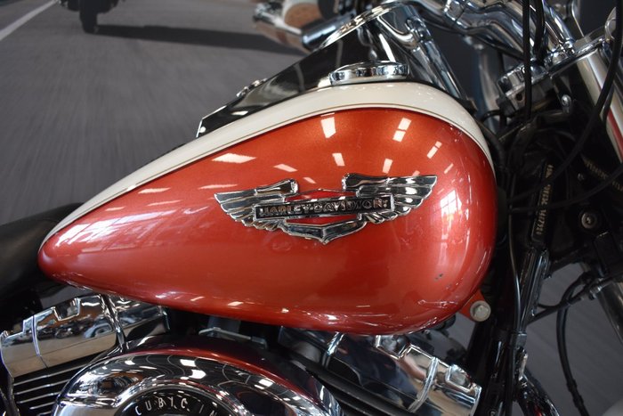 2012 Harley-davidson FLSTN SOFTAIL DELUXE CREAM