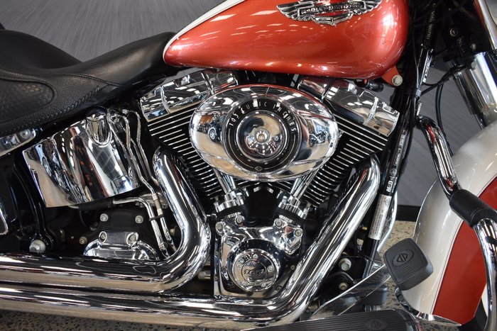 2012 Harley-davidson FLSTN SOFTAIL DELUXE CREAM