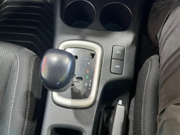 2023 Toyota Hilux SR5