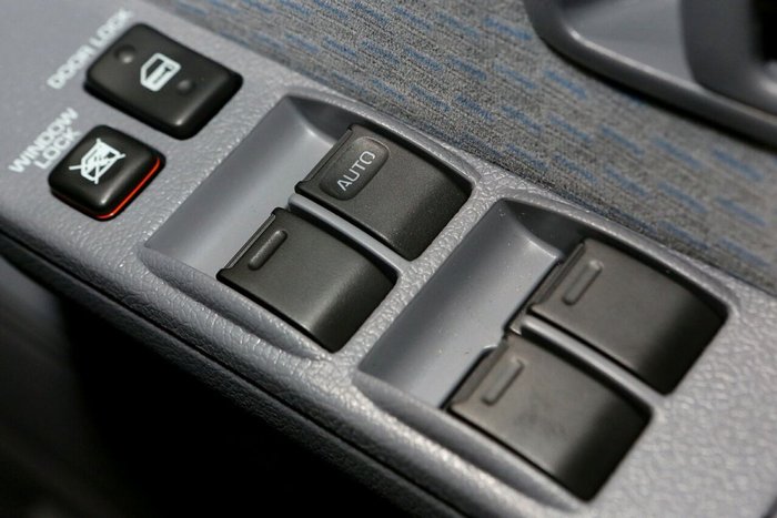 2025 Toyota Landcruiser GXL