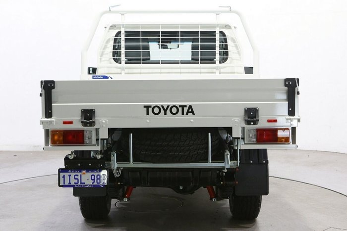 2025 Toyota Landcruiser GXL