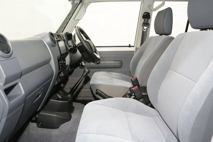 2025 Toyota Landcruiser GXL