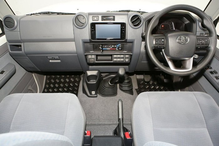 2025 Toyota Landcruiser GXL