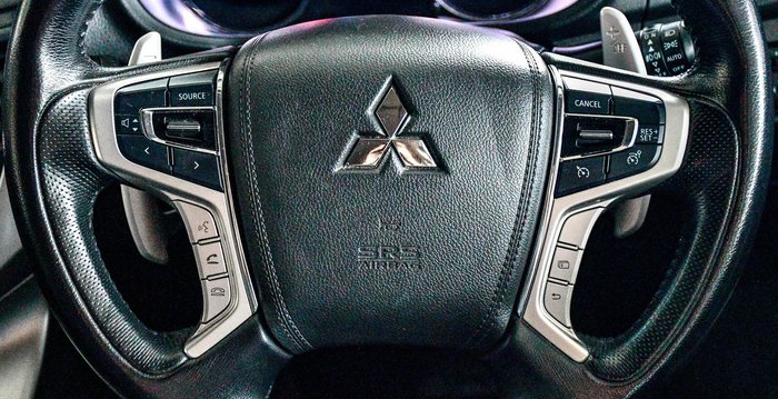 2015 Mitsubishi Pajero Sport GLS