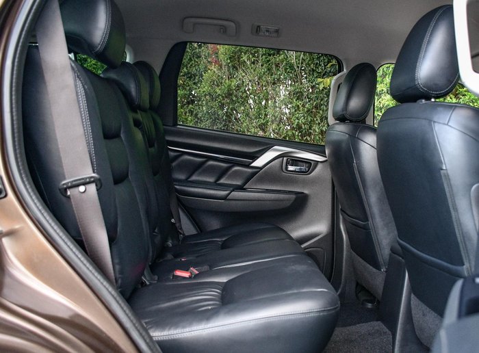 2015 Mitsubishi Pajero Sport GLS