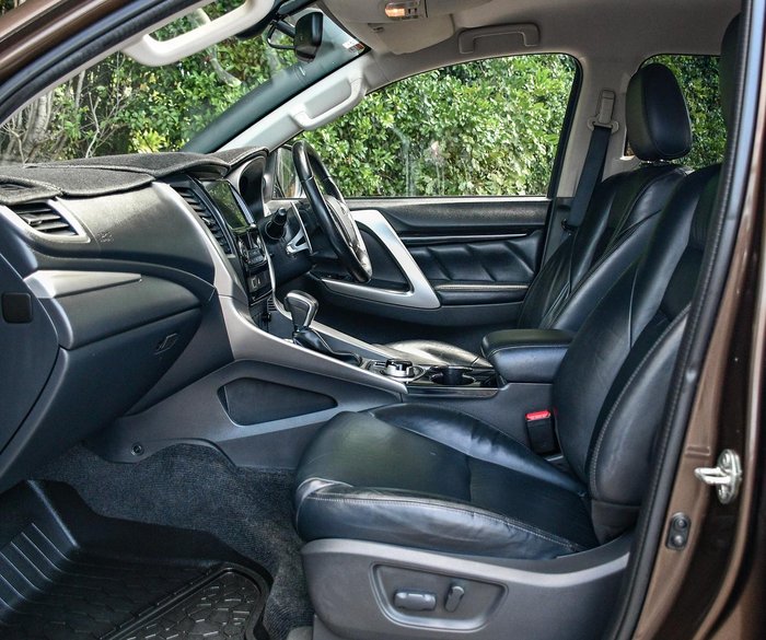 2015 Mitsubishi Pajero Sport GLS