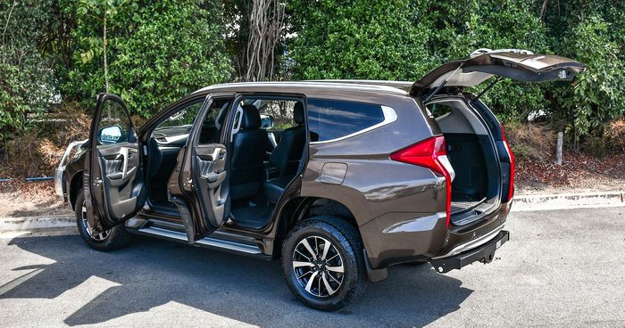 2015 Mitsubishi Pajero Sport GLS