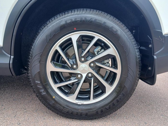 2024 Mitsubishi Eclipse Cross ES