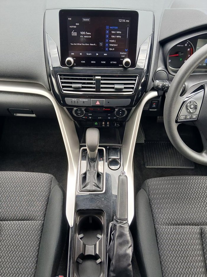 2024 Mitsubishi Eclipse Cross ES