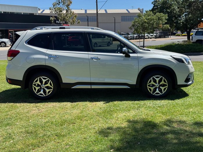 2022 Subaru Forester Hybrid L