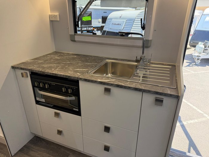 2025 Millard Mflow Series Ii