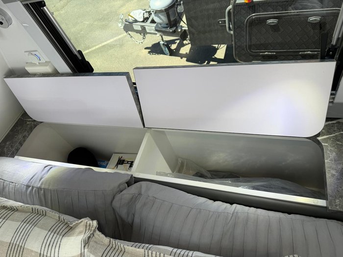 2025 Millard Mflow Series Ii