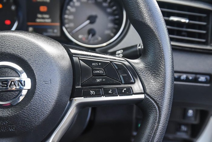 2022 Nissan X-TRAIL ST