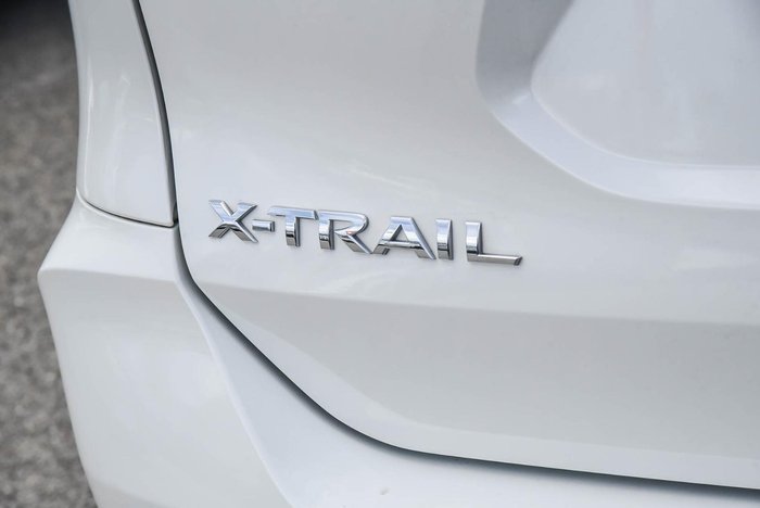2022 Nissan X-TRAIL ST