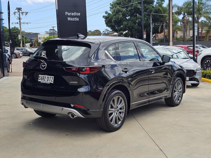 2025 Mazda CX-5 G25 Akera