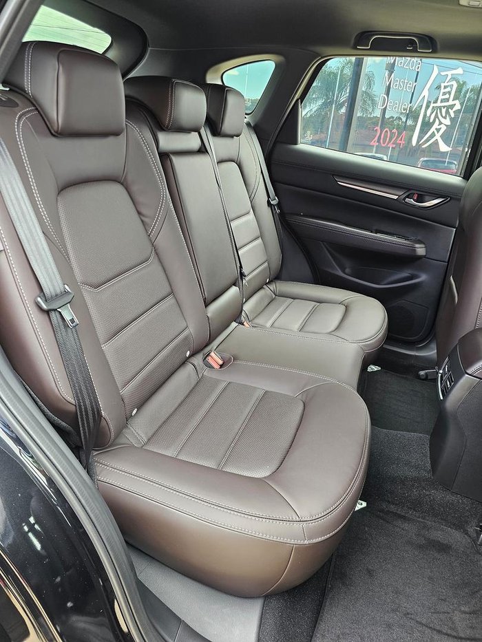 2025 Mazda CX-5 G25 Akera