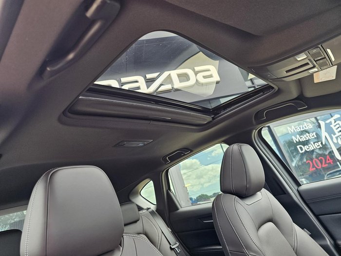 2025 Mazda CX-5 G25 Akera