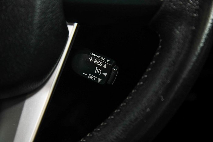 2016 Toyota Hilux SR5