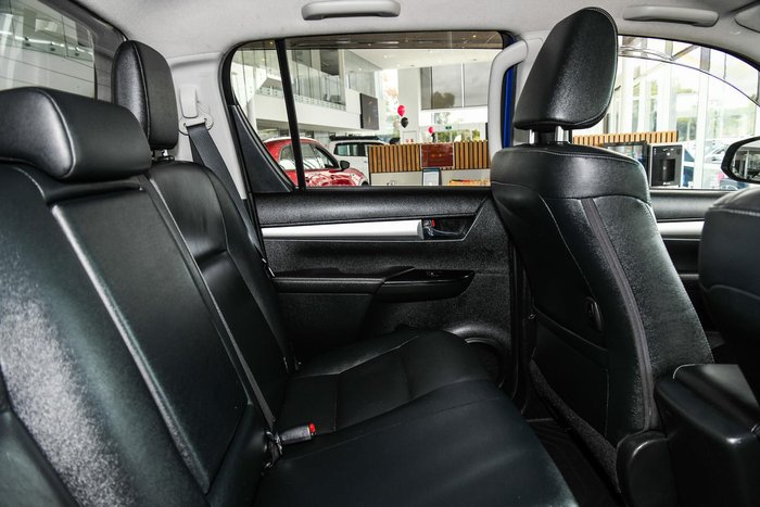 2016 Toyota Hilux SR5