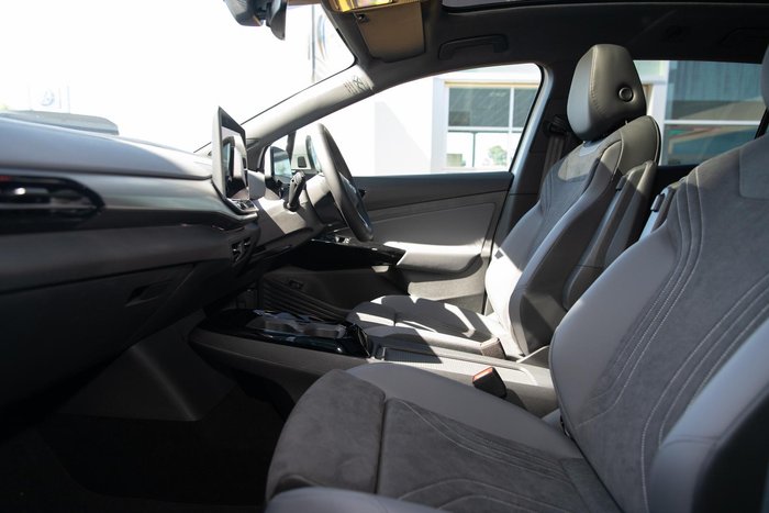 2024 Volkswagen ID.4 Pro