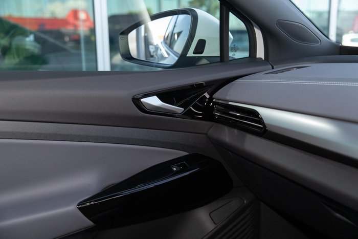 2024 Volkswagen ID.4 Pro