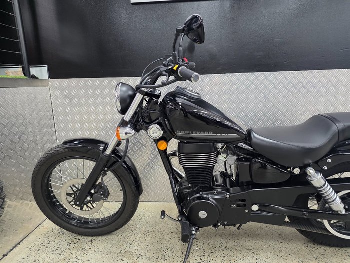 2017 Suzuki BOULEVARD S40 (LS650B) BLACK