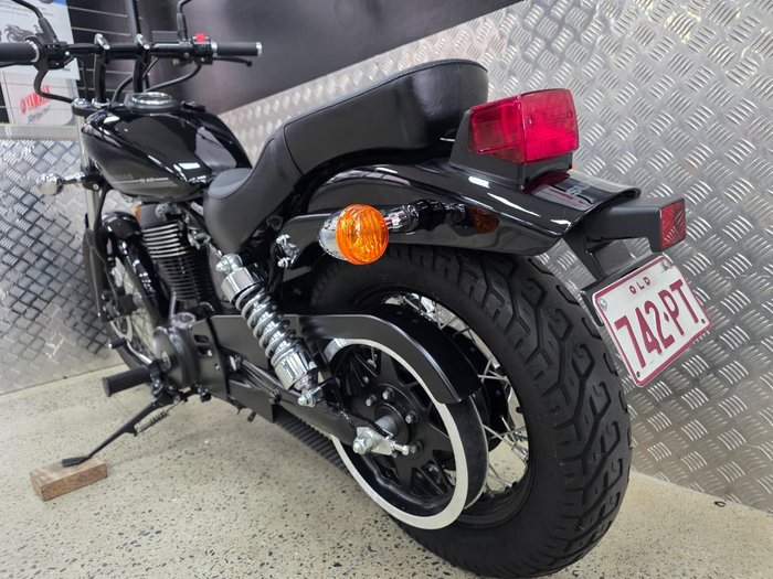 2017 Suzuki BOULEVARD S40 (LS650B) BLACK