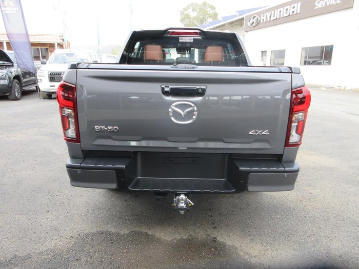 2025 Mazda BT-50 SP