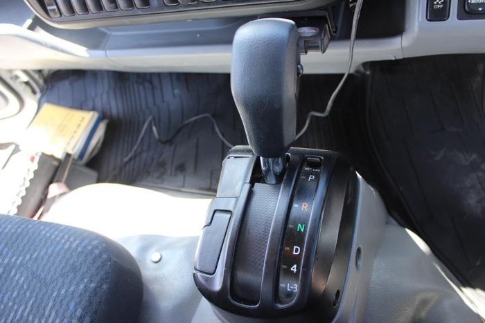 2015 Hino 921- 300 Series 921 AUTO LONG WHEEL BASE WHITE