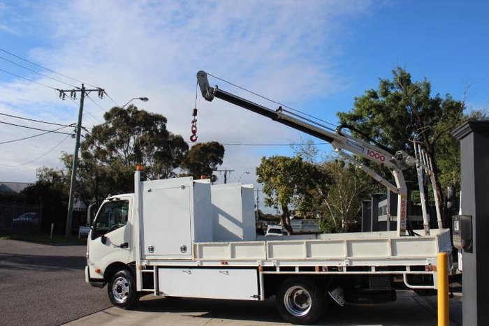 2015 Hino 300 Series 921 WHITE
