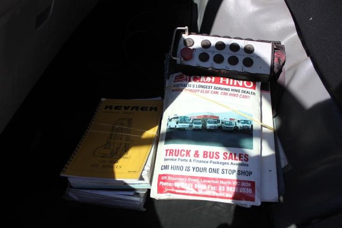 2015 Hino 300 Series 921 WHITE