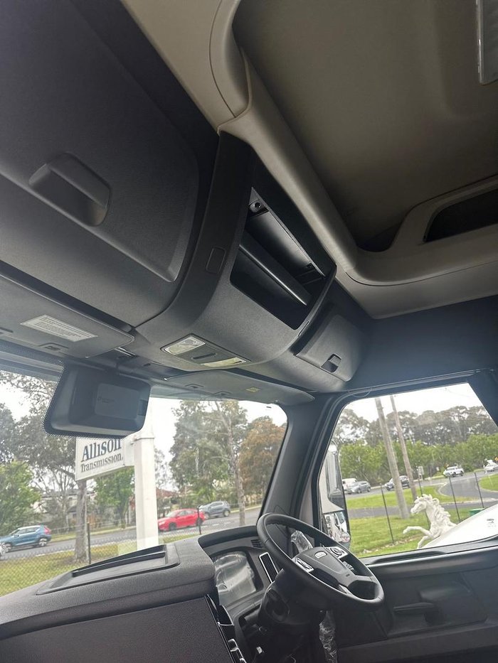 2024 Freightliner Cascadia 116 WHITE