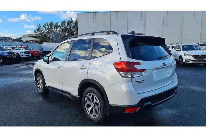 2024 Subaru Forester 2.5i