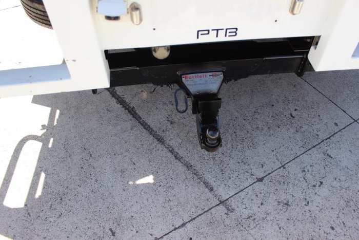 2015 Hino 300 Series 921 WHITE