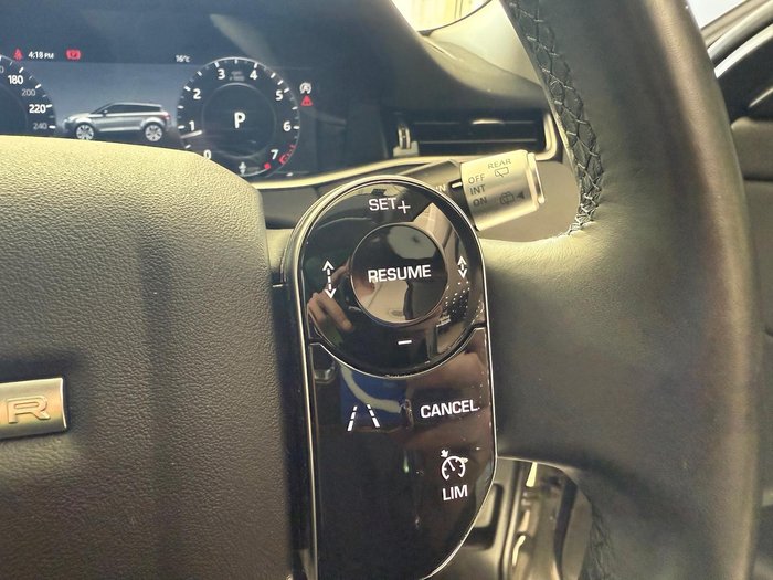 2019 Land Rover Range Rover Evoque P200 SE