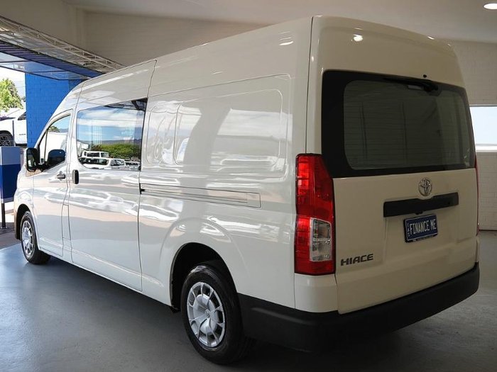 2022 Toyota Hiace