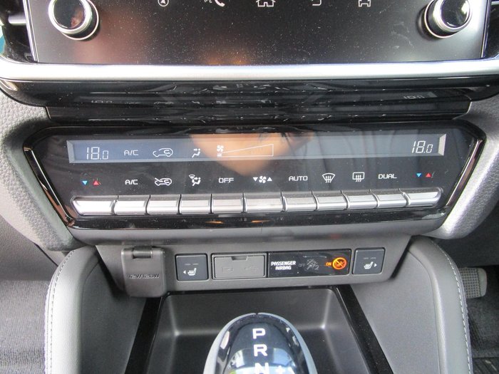 2025 Isuzu MU-X X-TERRAIN