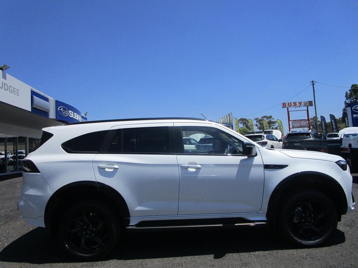 2025 Isuzu MU-X X-TERRAIN