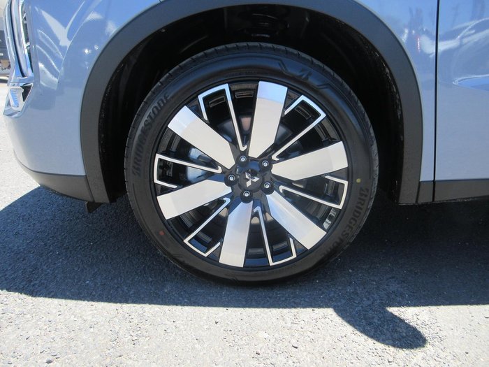 2025 Mitsubishi Outlander Aspire