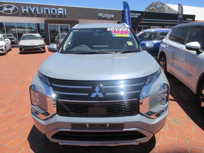 2025 Mitsubishi Outlander Aspire