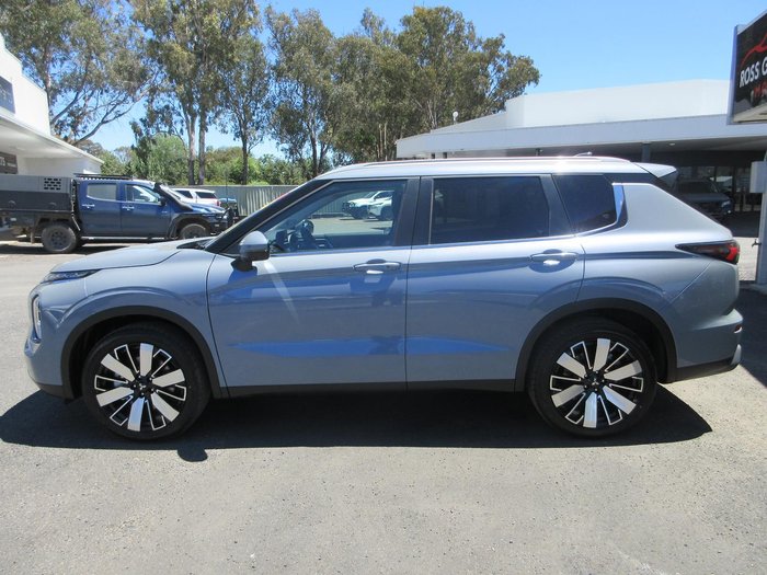 2025 Mitsubishi Outlander Aspire